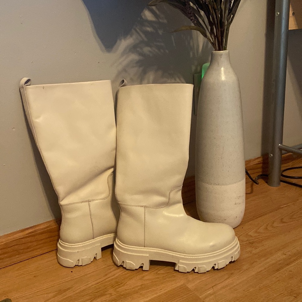 Steve Madden boots